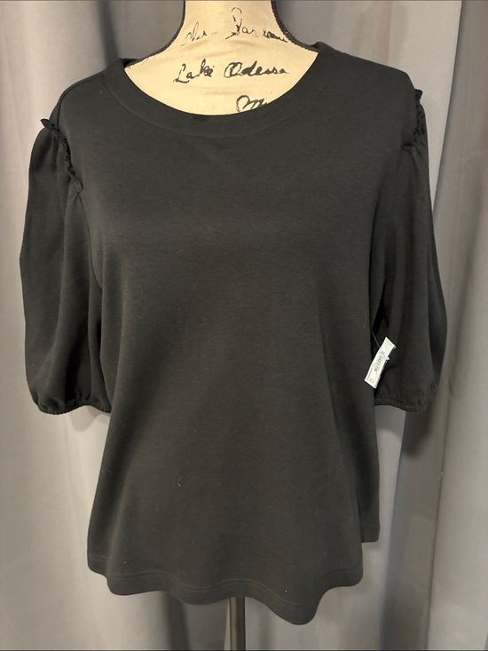 Time and Tru Tops - Time and Tru Black Puff Sleeve Short Sleeve Tee